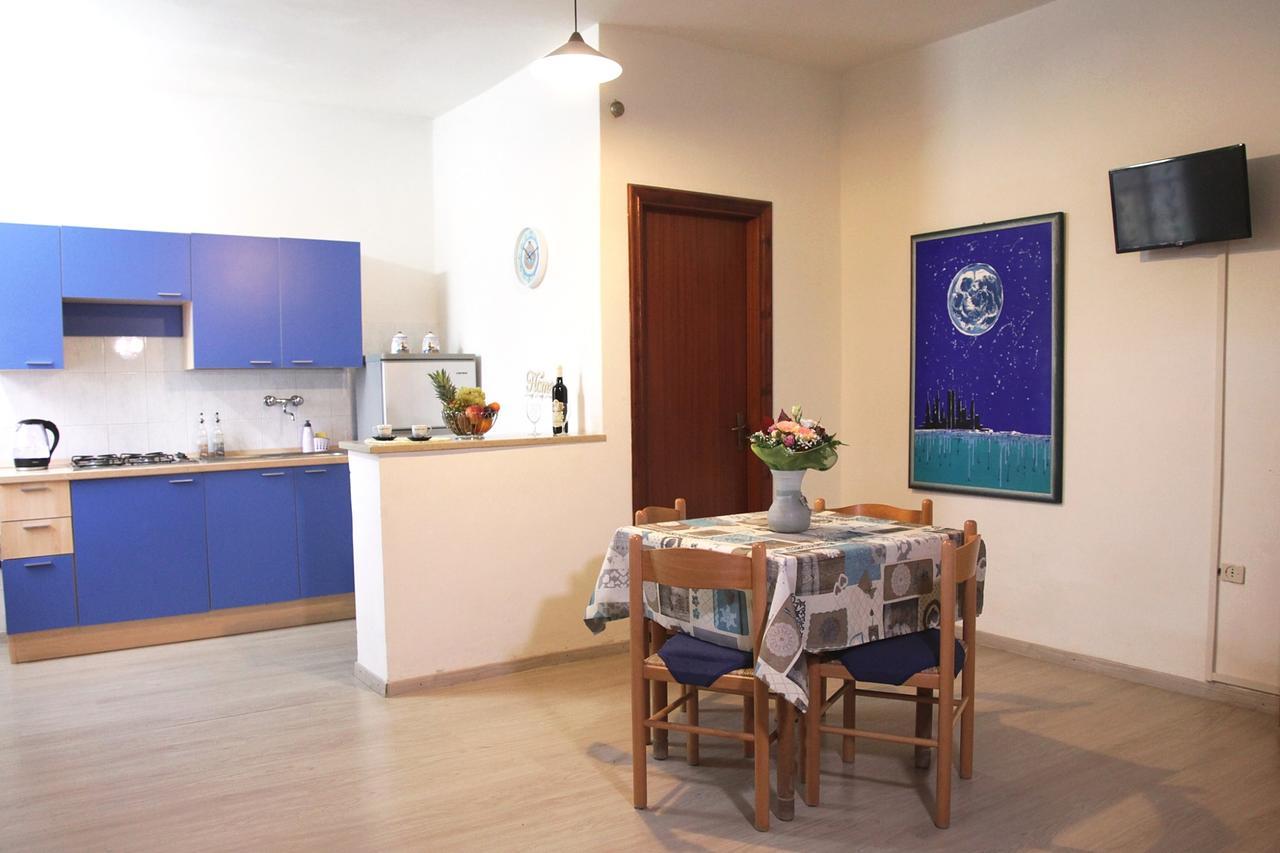 וילאפיאנה Residence Torre Saracena מראה חיצוני תמונה